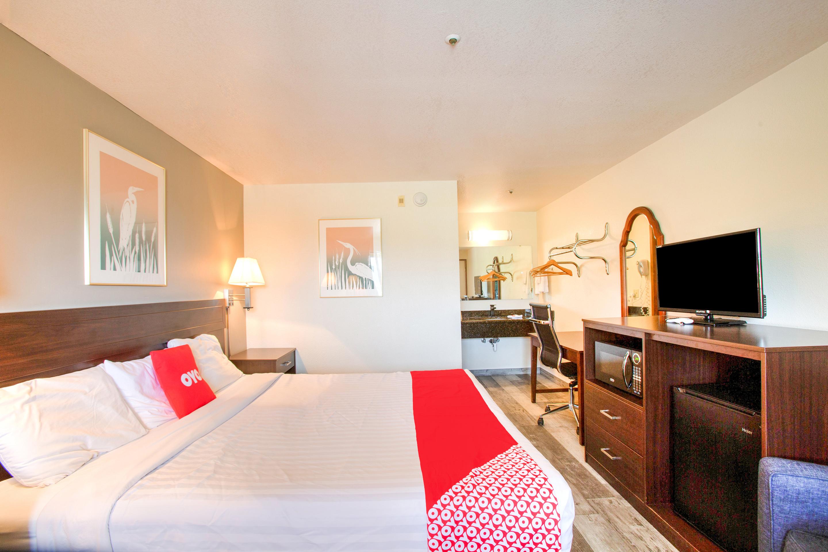 Oyo Woodland Hotel And Suites Exteriér fotografie