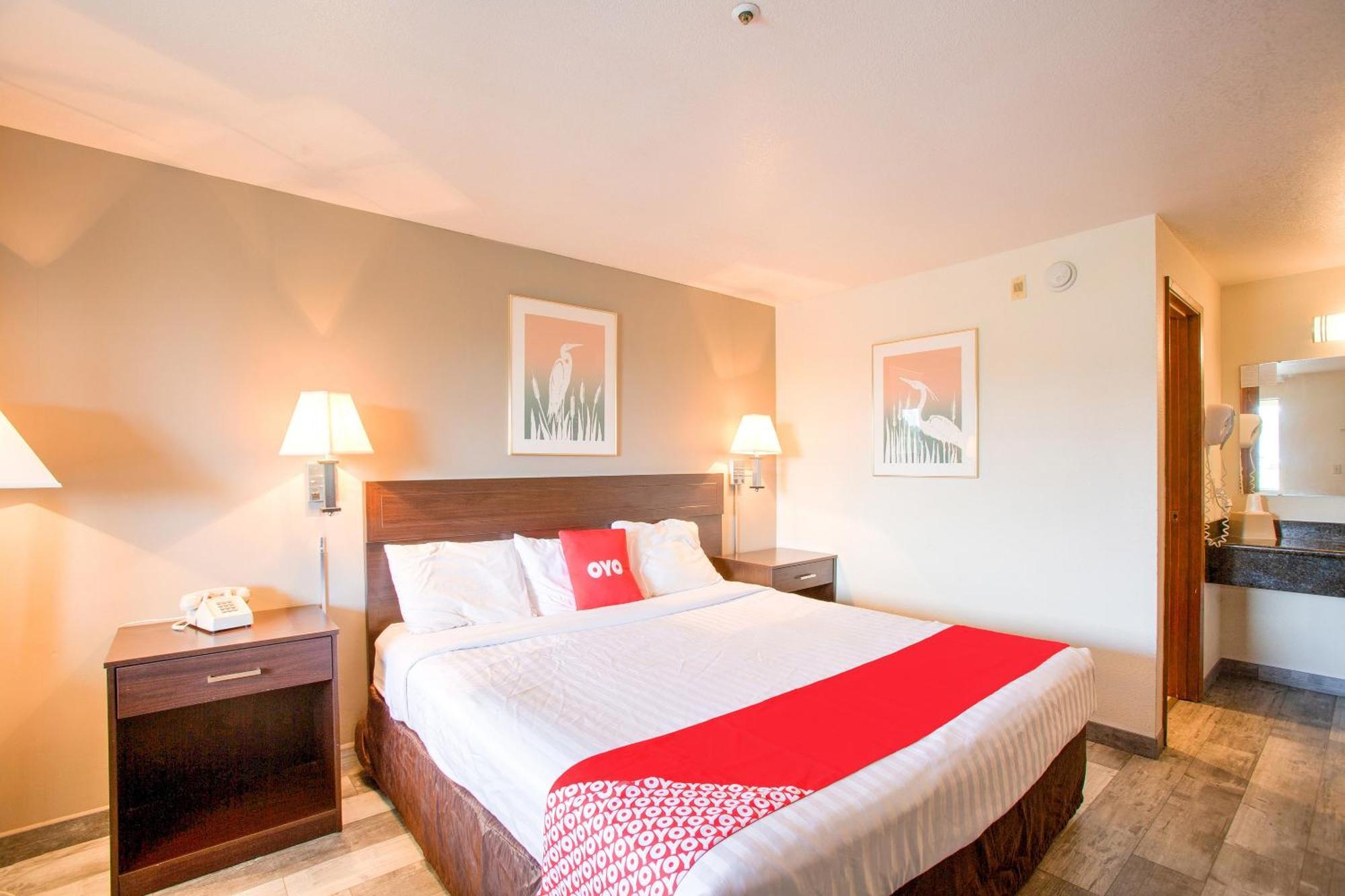 Oyo Woodland Hotel And Suites Exteriér fotografie